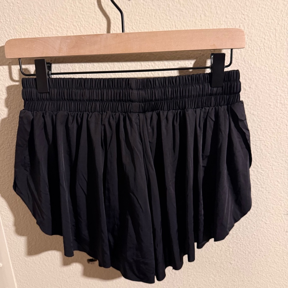Banana Boat UPF 50+ Athletic Running Shorts Womens Medium NWT Black Flowy - Picture 5 of 7